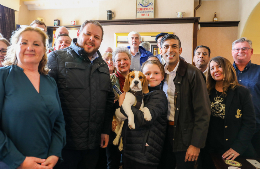 PM Rishi Sunak & local MP Antony Higginbotham in the Crooked Billet with Conservative members